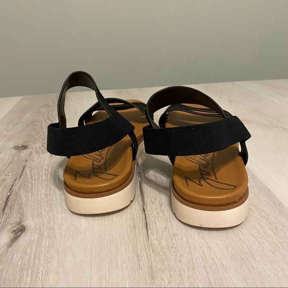 Zodiac Nuvola Comfortable Elastic Ankle Strap Sandal, size 9.5, black - Picture 6 of 7